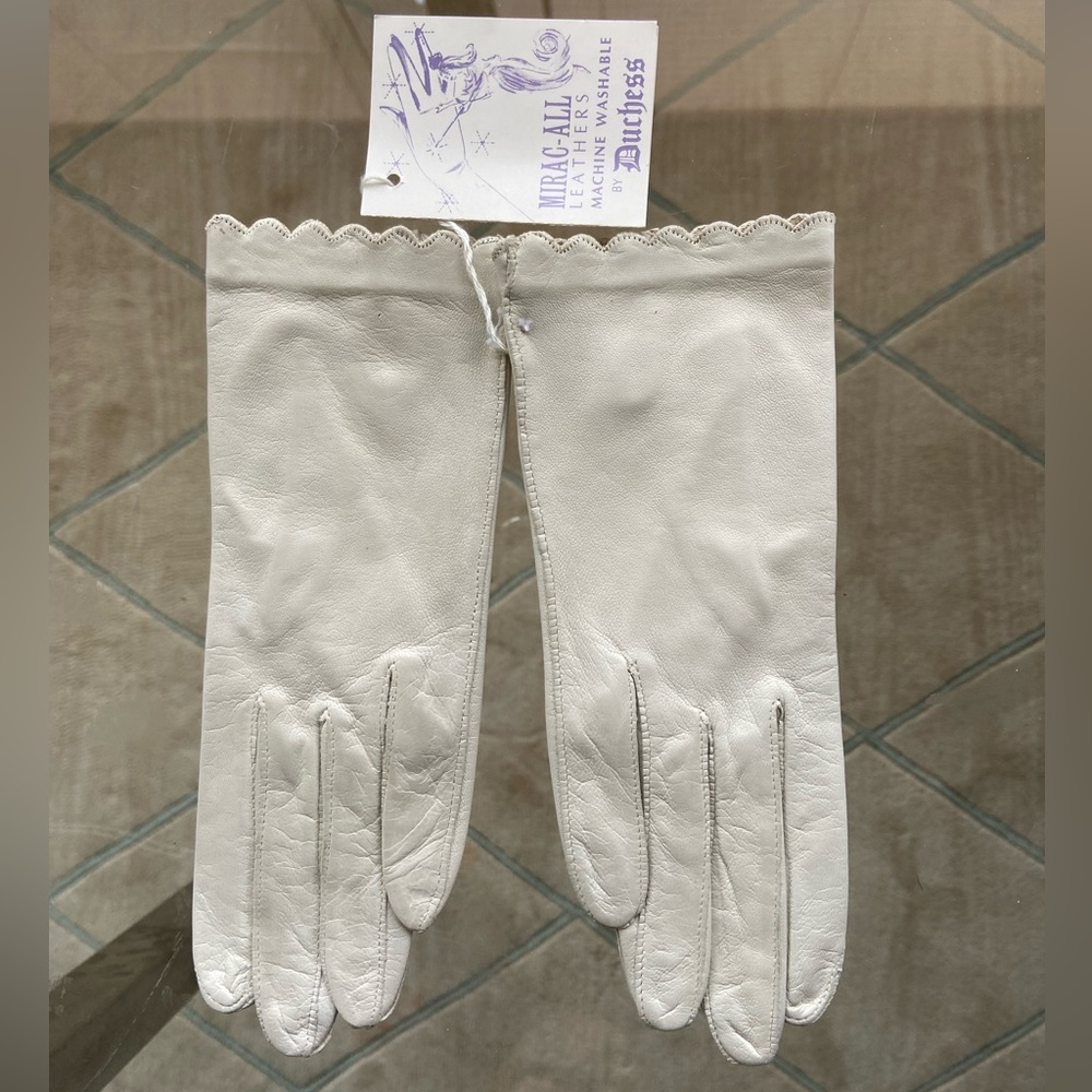 VTG Mirac-All Leather Gloves by Dutches, size 6 1/2, NWT